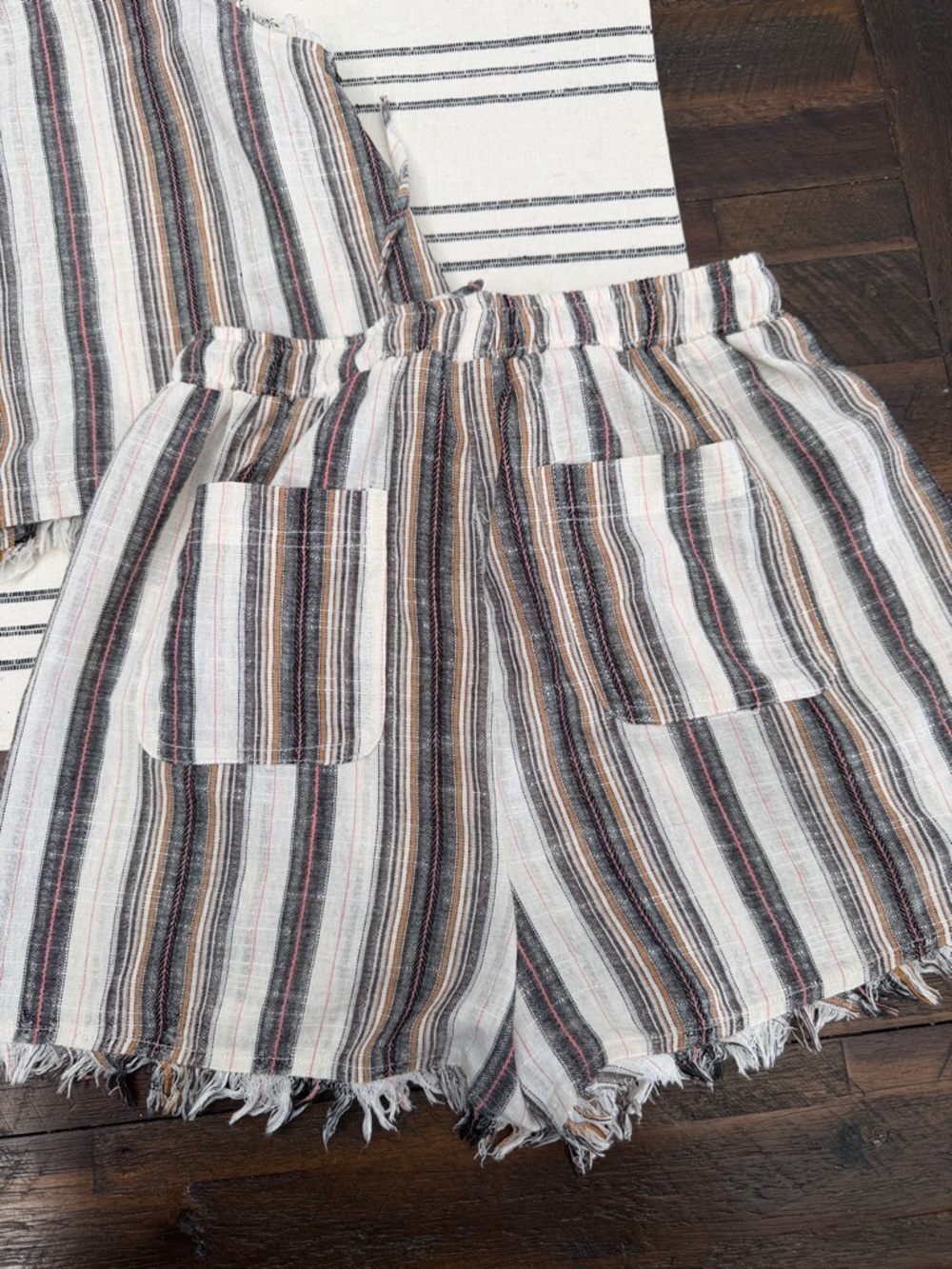 Very J Striped Frayed Two-Piece Shorts Set in Ivory, Black, Tan - Picture 7 of 8